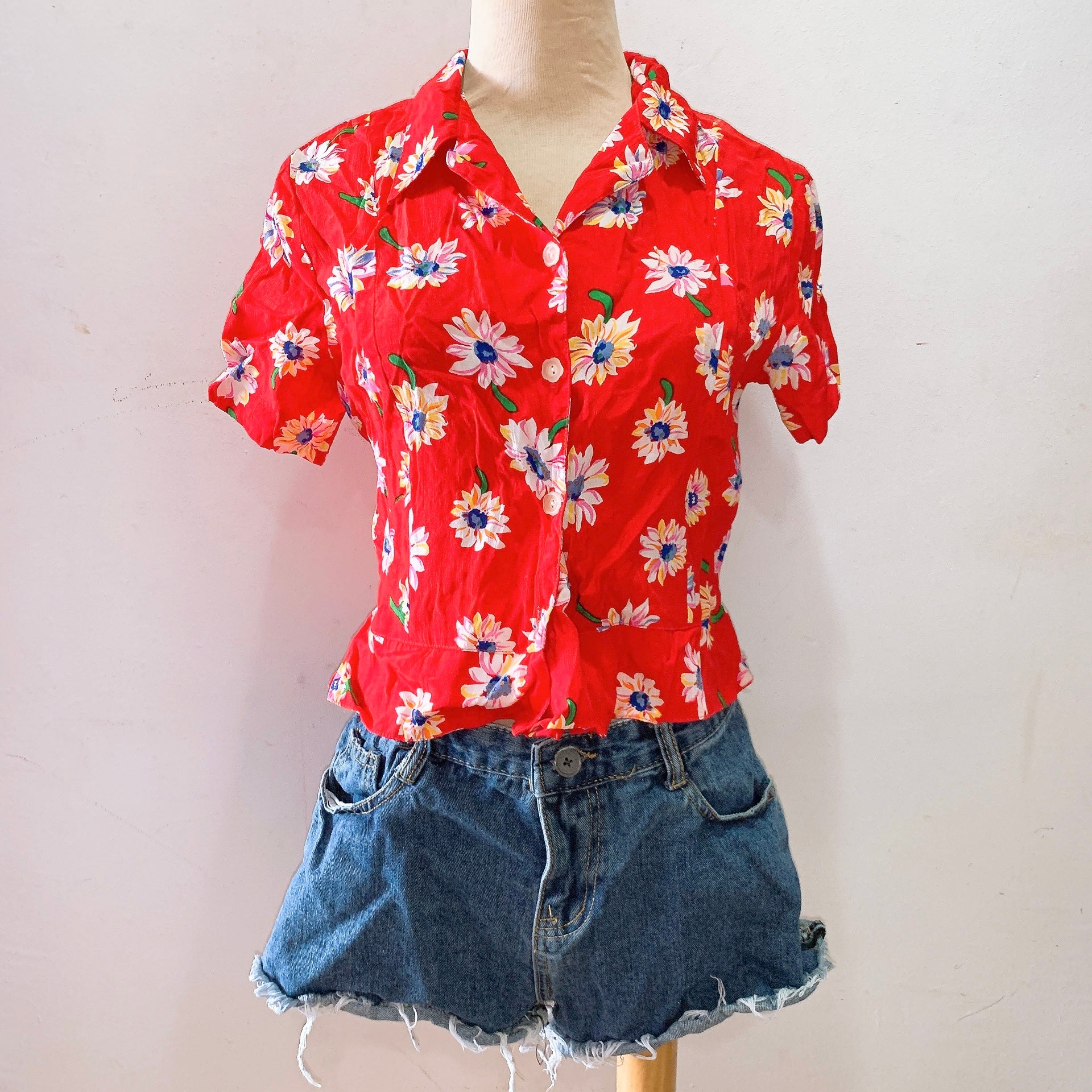 (BRAND NEW) Red Oriental Floral Collared Blouse