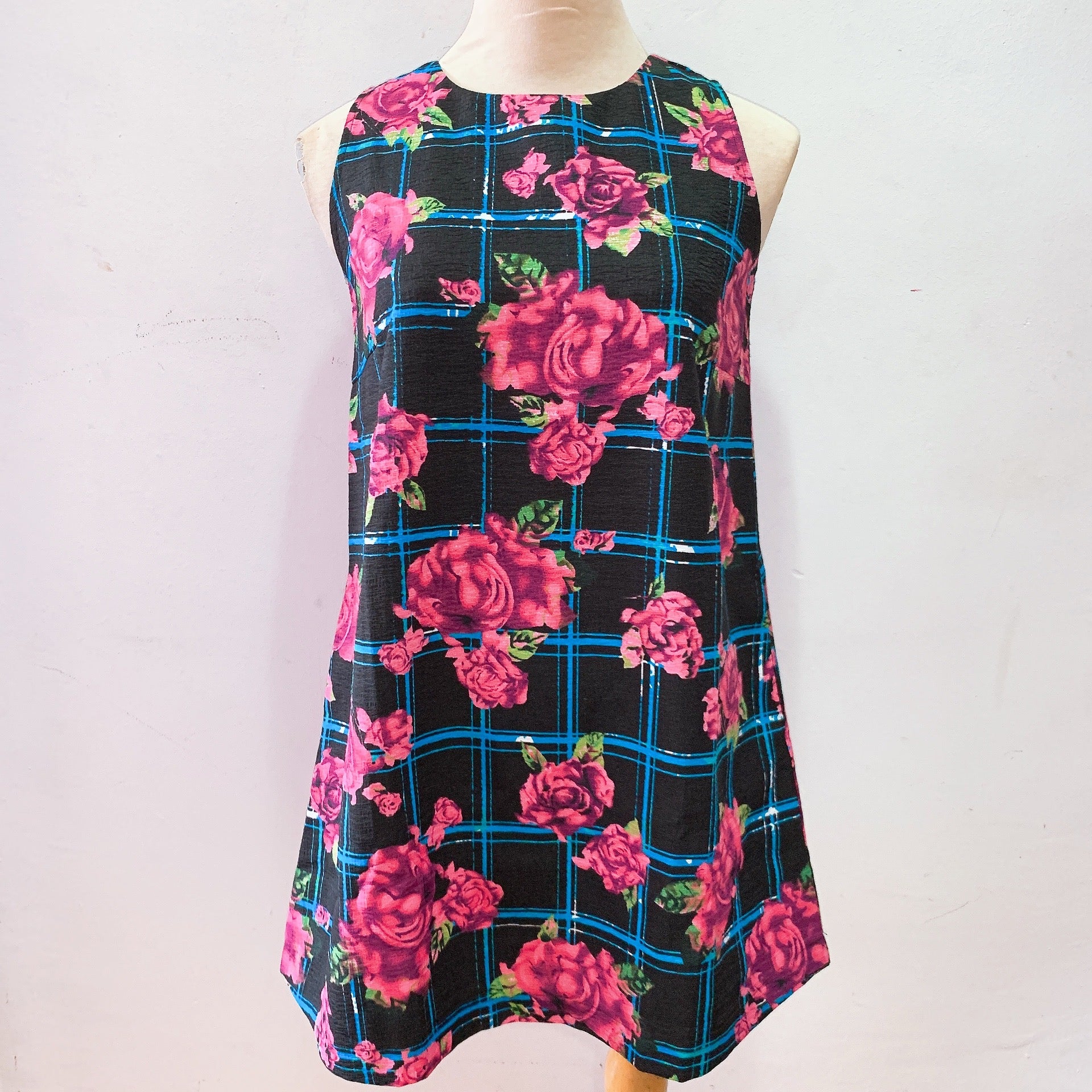 (BRAND NEW) Floral Sleeveless Structured Crepe Dress