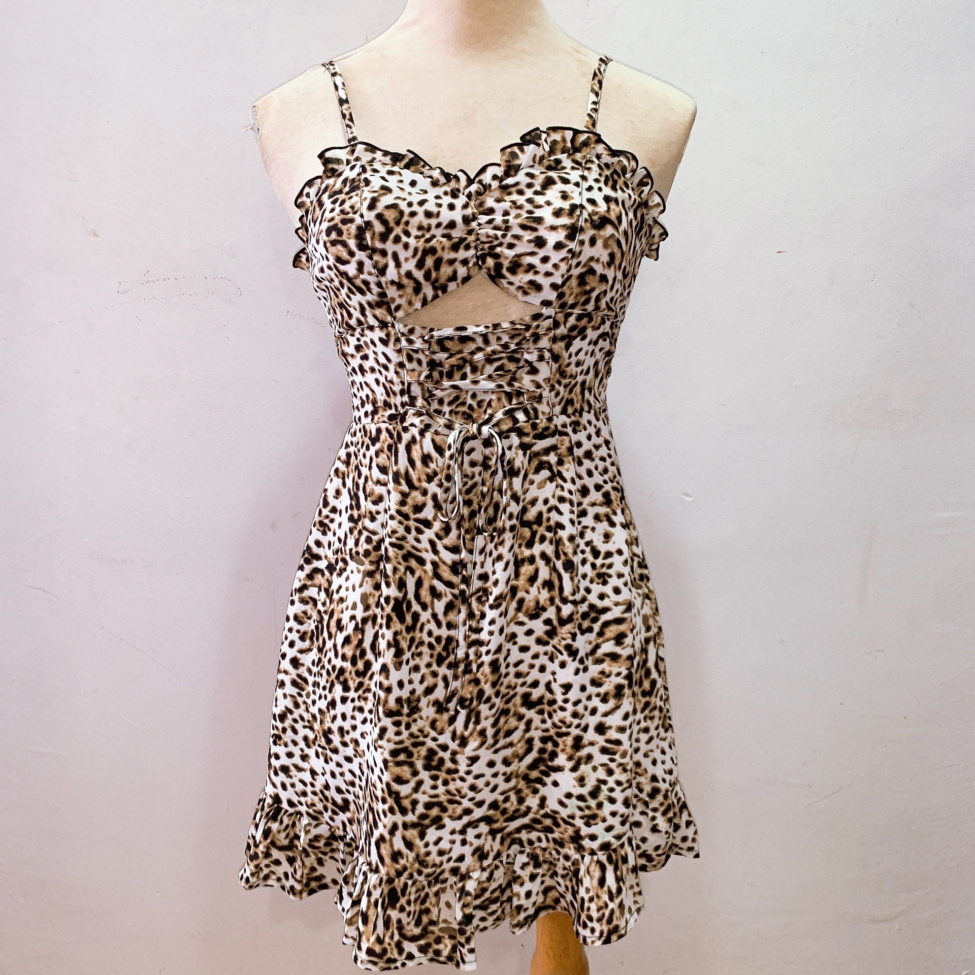 (BRAND NEW) Leopard Sleeveless Dress
